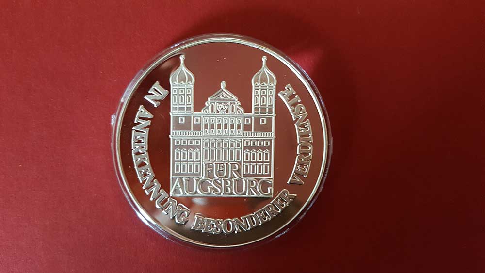 Für Augsburg